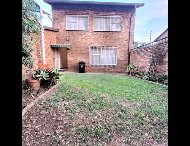 3 BEDROOM TOWNHOUSE FOR SALE IN BIRCHLEIGH